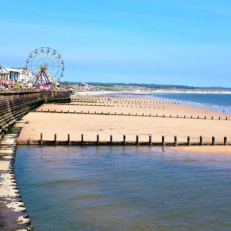 Sea View Lavish Apartment Sky Tv Whirlpool Bath Huge Balcony Newly Refurbished Bridlington Buitenkant foto