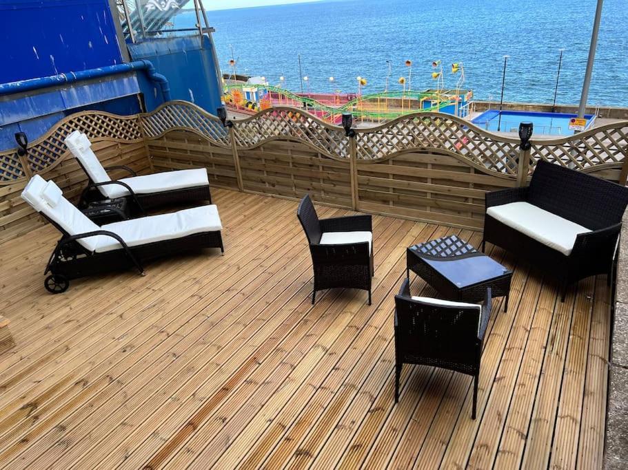 Sea View Lavish Apartment Sky Tv Whirlpool Bath Huge Balcony Newly Refurbished Bridlington Buitenkant foto